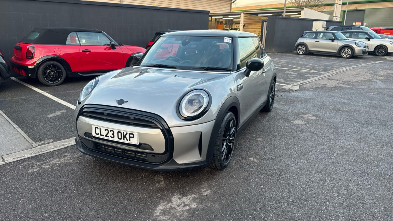 MINI Hatchback 1.5 Cooper Exclusive 3dr Petrol Hatchback